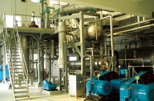 超臨界二氧化碳萃取中藥有效成分產(chǎn)業(yè)化設(shè)備全景